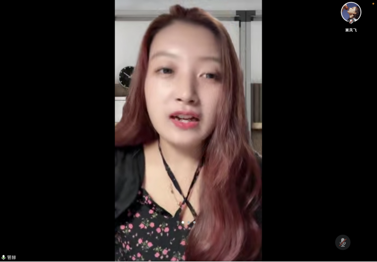 穿着黑色衣服的人

描述已自动生成